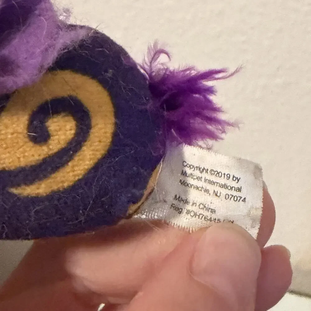 Multipet International Cat Toy Mouse with Feather Purple Swirls 2019